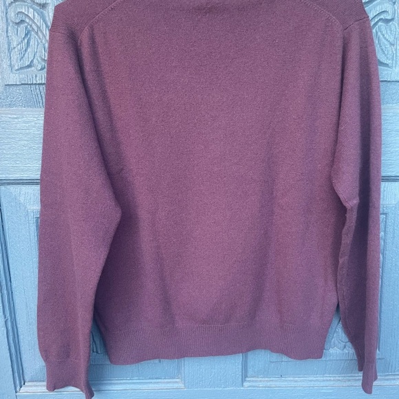 GREY LAB Cashmere v- Neck Sweater - Picture 3 of 4